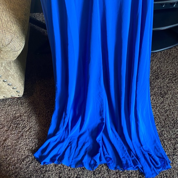 Envious Couture by Karishma Style 15211 Size 0 - Picture 6 of 10